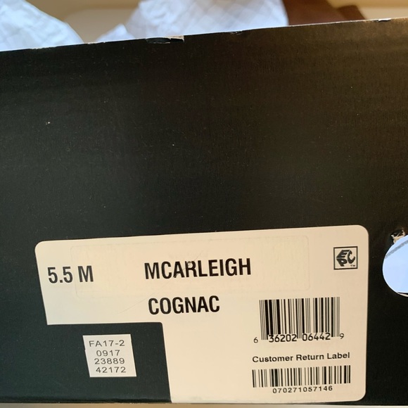 Material Girl Carleigh Knee High Boots - Picture 8 of 8